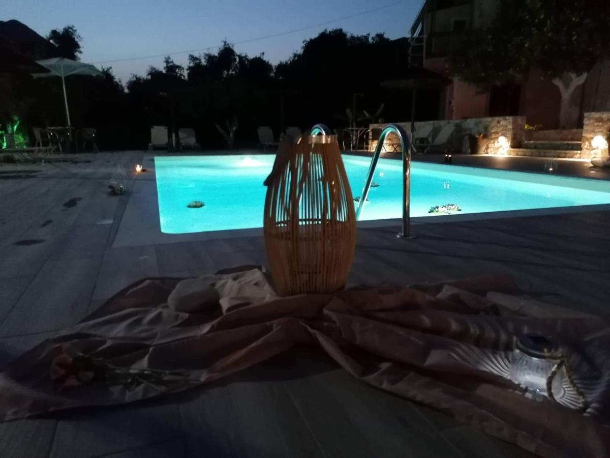 Villa Sarai 帕尔加 外观 照片