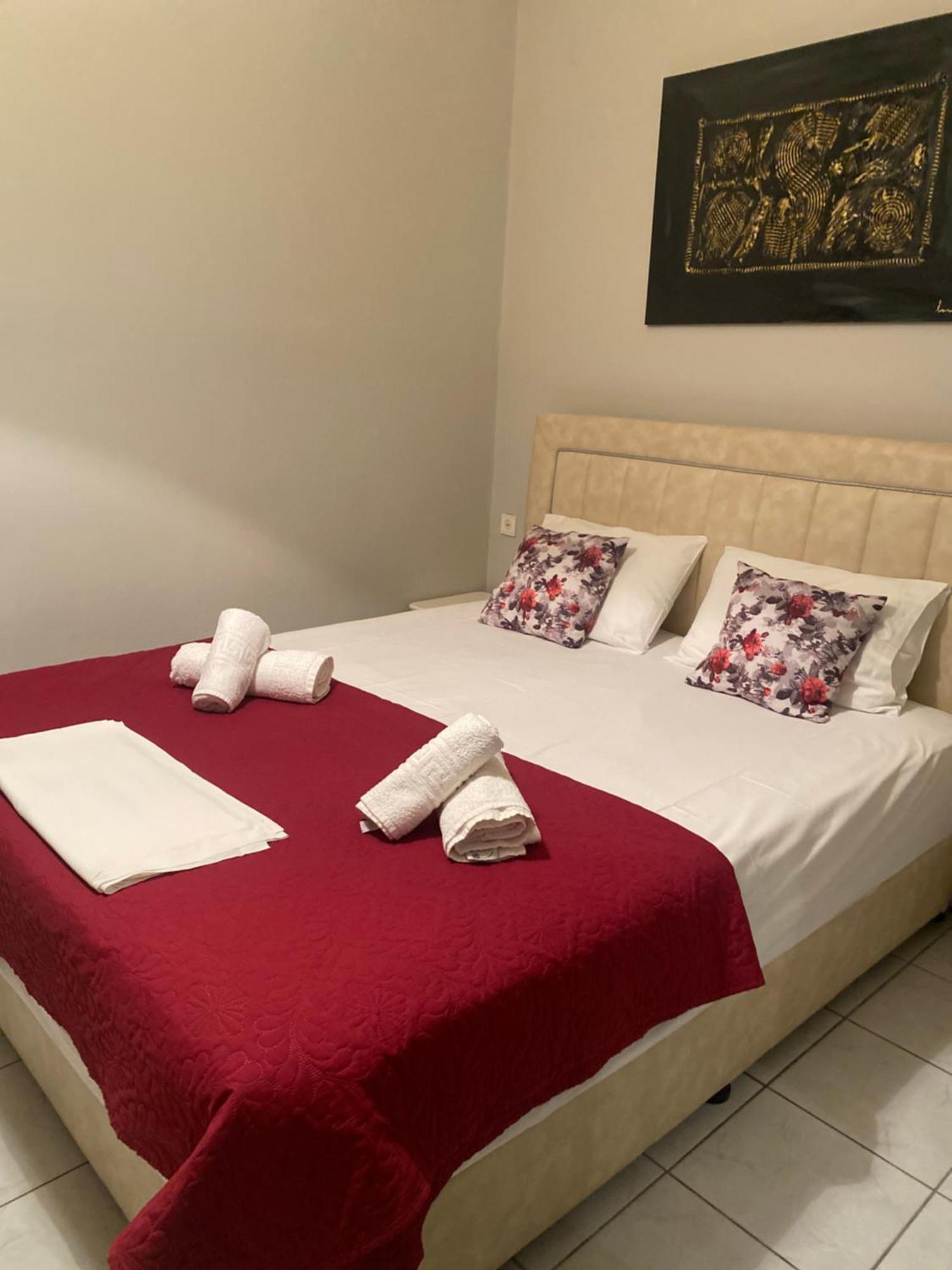 Villa Sarai 帕尔加 外观 照片
